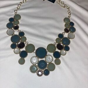 Elegant Blue and Silver Statement Necklace